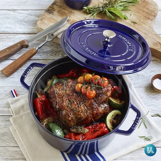 Caçarola Staub Redonda Ferro Fundido Azul Marinho 30cm