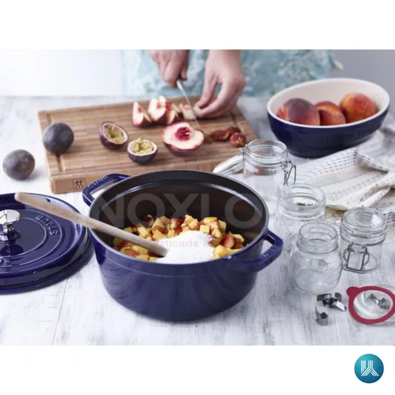 Caçarola Redonda Staub Ferro Fundido Feito na França Azul Marinho 28cm