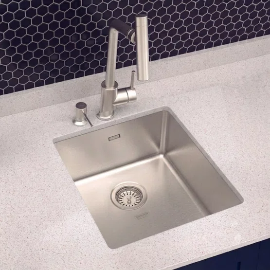 Cuba de Embutir Anti-ruído Tramontina Design Collection Quadrum 34 U Válvula com Escape