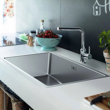 Cuba de embutir e sobrepor Franke em aço inox Linea 70 70x40cm com acessórios