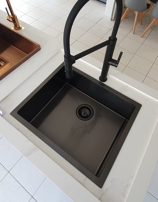 Cuba DeBacco Primaccore 500 Black Matte Nano Com Válvula 4,5" 50x40x20cm