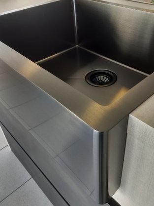 Cuba DeBacco Primaccore Semi Encaixe Farm Sink Nano Black