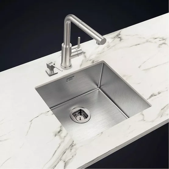 Cuba de Embutir Anti-ruído Tramontina Design Collection Quadrum 45 U Válvula com Escape