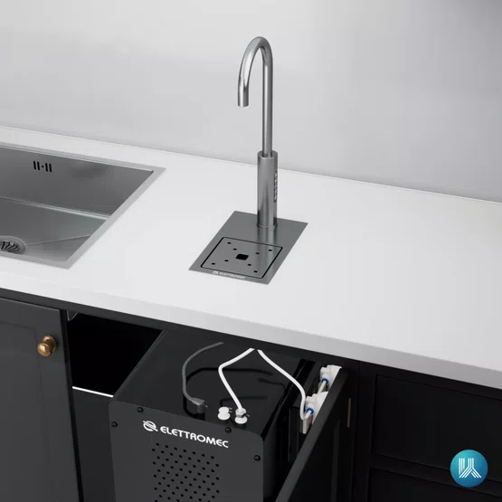 Dispenser de Água Filtrada Elettromec Built-In Gás e Refrigerada Inox 304 220V