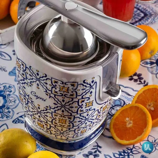 Espremedor de Frutas Elétrico Ariete 413 Capri  Alavanca Profissional e Acabamento Premium