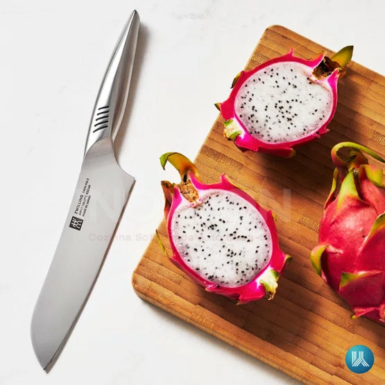 Faca Zwilling Santoku em aço inoxidável Twin Fin 2 18 cm