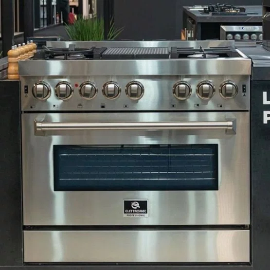 Fogão a Gás Elettromec Professional Forno a Gás com Chapa Bistequeira 90cm 220V