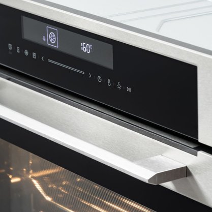 Forno Elétrico de Embutir Crissair 13 Funções CTO 93 G6 72 Litros 220V