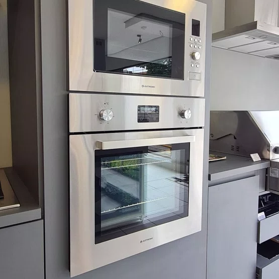 Forno Elétrico de Embutir Luce Elettromec Multifunção Inox 68L 60cm 220V
