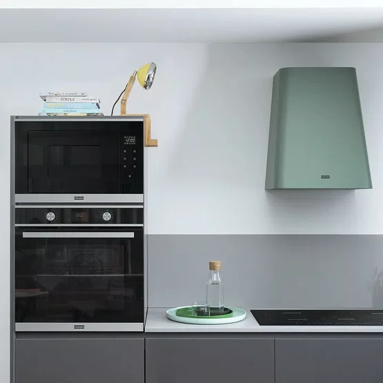 Forno Micro-ondas de Embutir Franke Maris FSM25 Inox e Vidro Preto 25 Litros 220V