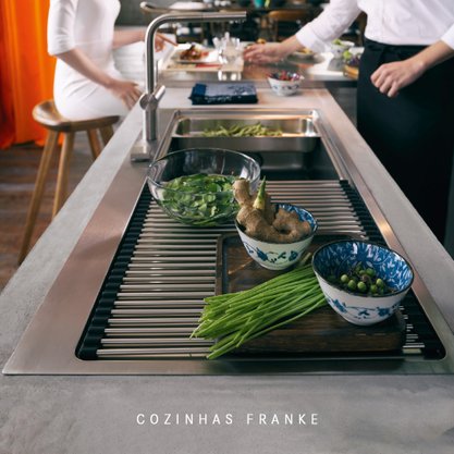 Grade Escorredora Flexível de Inox Franke 46 x42 cm