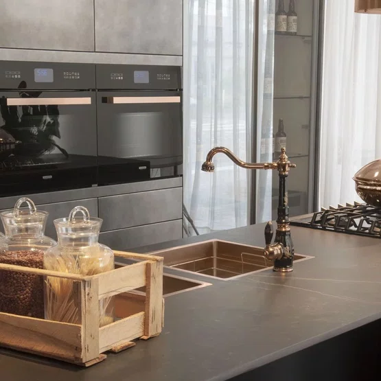 Misturador Monocomando Rubinettos Gourmet Classic Preto e Rose Gold