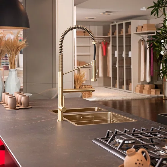 Misturador Monocomando Rubinettos Gourmet Classic Dourado com Bica Dupla Giratória