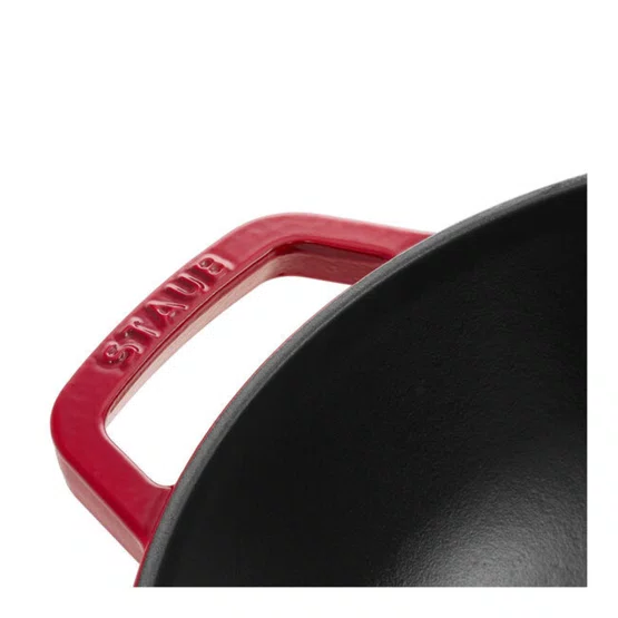 Caçarola Petit Wok Staub com Tampa de Vidro Ferro Fundido Cereja 30cm