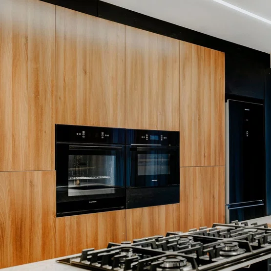 Torre Quente de Embutir Vetro Elettromec Forno Elétrico 67L + Micro-ondas Combinado 40L