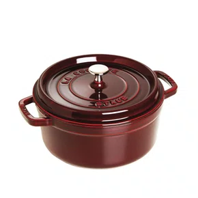 Caçarola Redonda em Ferro Fundido La Cocotte Staub 24cm 3,8L - Vermelho Granada