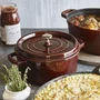 Caçarola Redonda em Ferro Fundido La Cocotte Staub 26cm 5,2L - Vermelho Granada