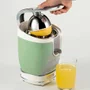 Espremedor de Frutas Vintage 413 Ariete com Alavanca de Pressão Verde